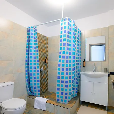 Thalassa 3*